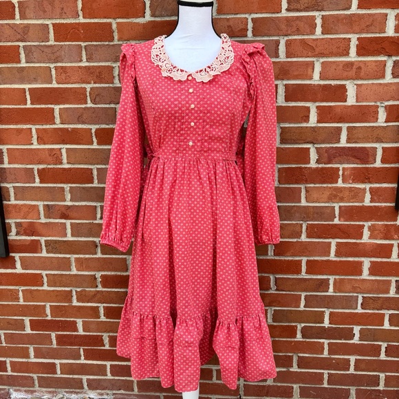 Candi Jones Dresses & Skirts - Vintage Candi Jones California Red Floral Print Long Sleeve Dress Ruffles Lace